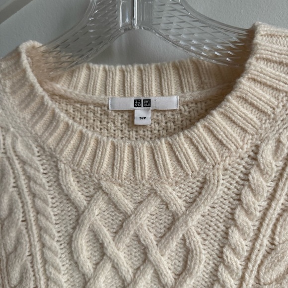 Uniqlo Cream Crew-Neck Long-Sleeved Mini Dress Cable Knit Sweater size S - Picture 2 of 6